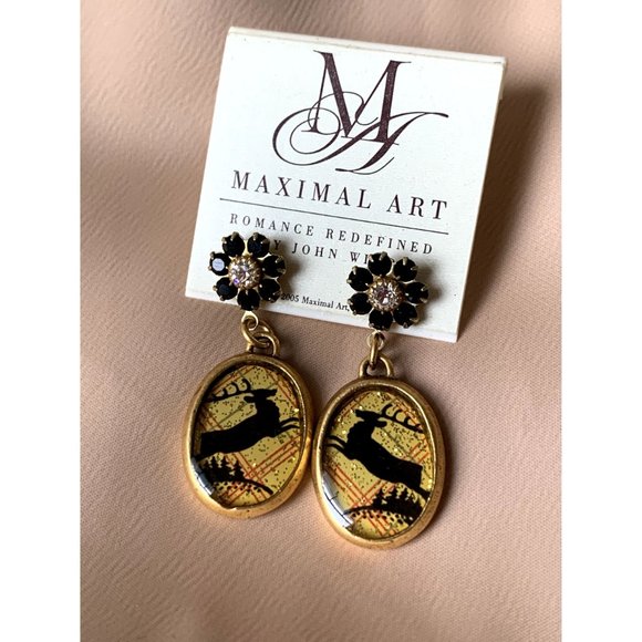 NWT Maximal Art Reindeer Christmas Earrings, Necklace, and Bracelet Set - Picture 12 of 12